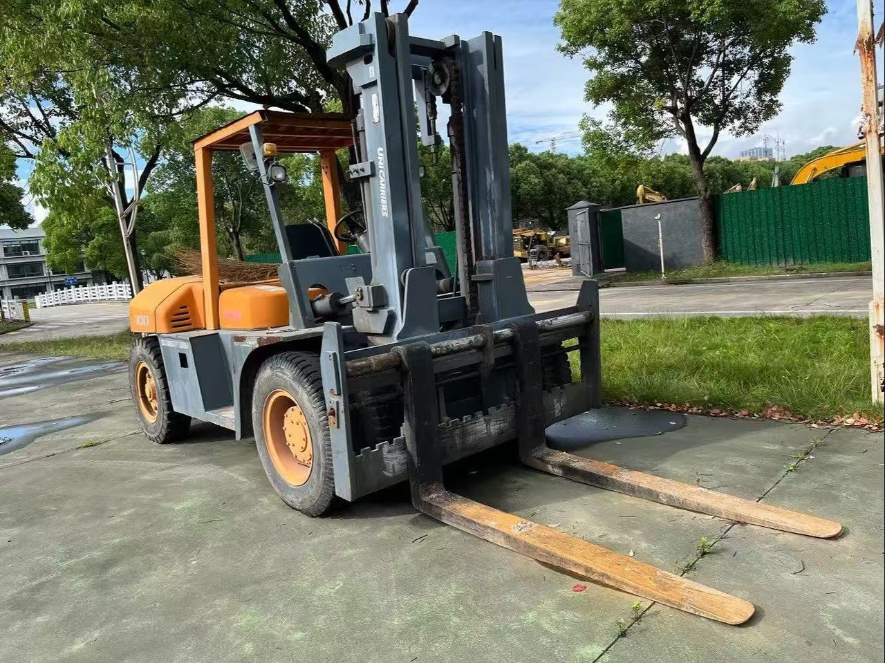 TCM FD100 Forklift Original Color 10 ton Forklift Truck - رافعة شوكية ديزل: صورة 5 TCM FD100 Forklift Original Color 10 ton Forklift Truck - رافعة شوكية ديزل: صورة 5