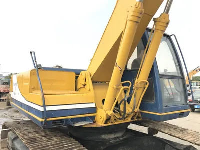 Used Semi Automatic Kobelco Sk200-3 Japan Original Crawler Excavator 20t - حفار زحاف: صورة 1 Used Semi Automatic Kobelco Sk200-3 Japan Original Crawler Excavator 20t - حفار زحاف: صورة 1