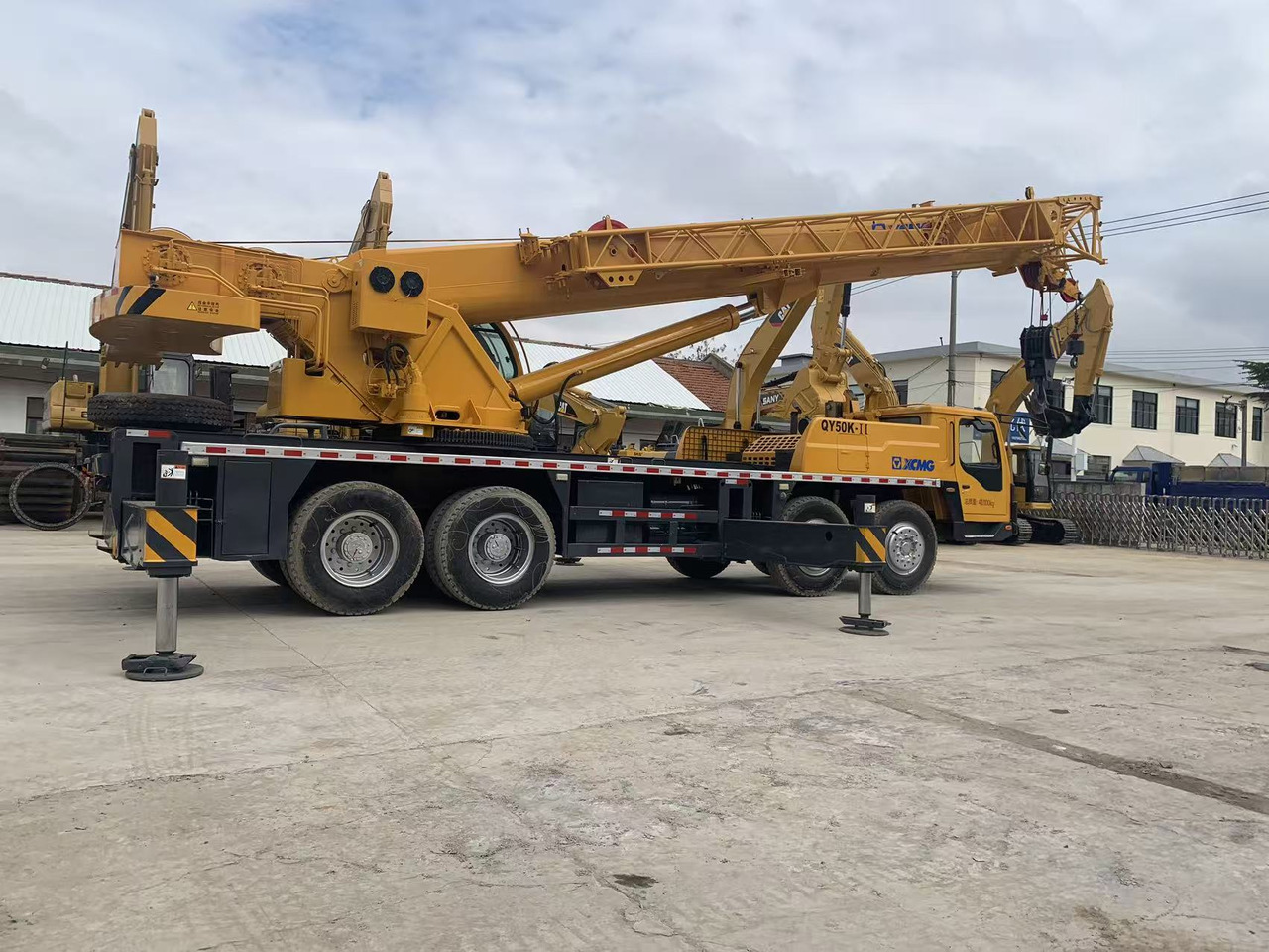 XCMG Truck Crane QY50K, QY65K, QY70K Good Price on Sale - موبايل كرين: صورة 3 XCMG Truck Crane QY50K, QY65K, QY70K Good Price on Sale - موبايل كرين: صورة 3