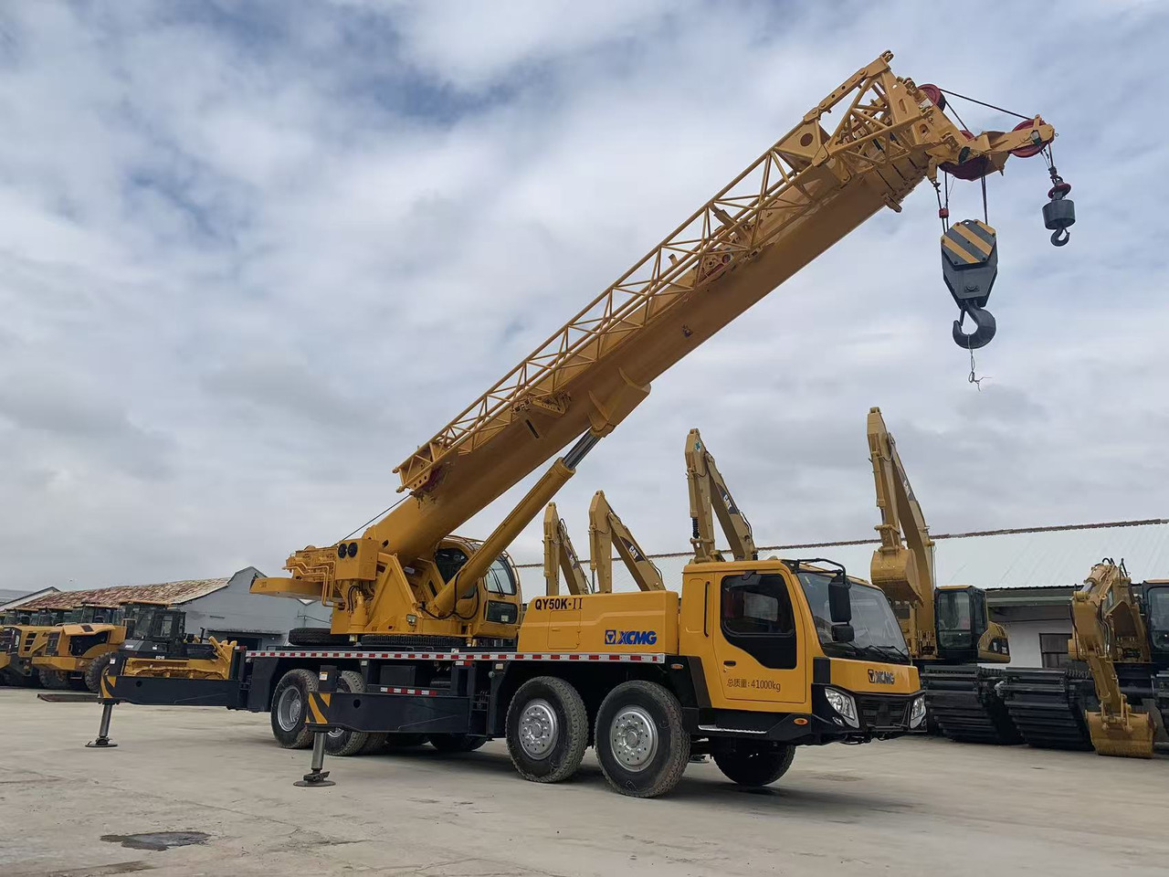 XCMG Truck Crane QY50K, QY65K, QY70K Good Price on Sale - موبايل كرين: صورة 5 XCMG Truck Crane QY50K, QY65K, QY70K Good Price on Sale - موبايل كرين: صورة 5