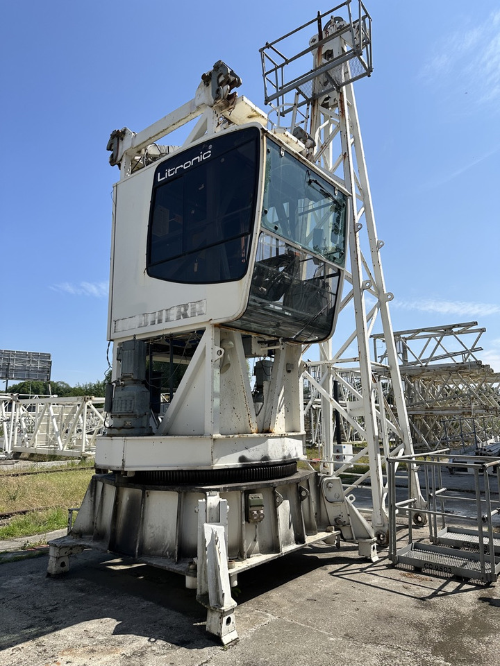 LIEBHERR 280 EC-H 12 Litronic slewing part - رافعة: صورة 1 LIEBHERR 280 EC-H 12 Litronic slewing part - رافعة: صورة 1