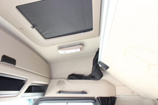 Mercedes-Benz Actros 1863LS NEUZUSTAND - وحدة جر: صورة 2 Mercedes-Benz Actros 1863LS NEUZUSTAND - وحدة جر: صورة 2