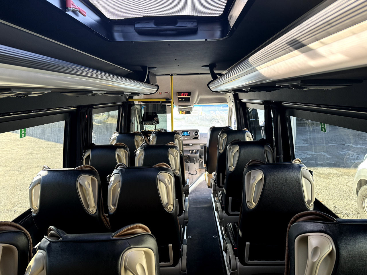Mercedes-Benz Sprinter 517 - حافلة صغيرة, ميكروباص: صورة 4 Mercedes-Benz Sprinter 517 - حافلة صغيرة, ميكروباص: صورة 4