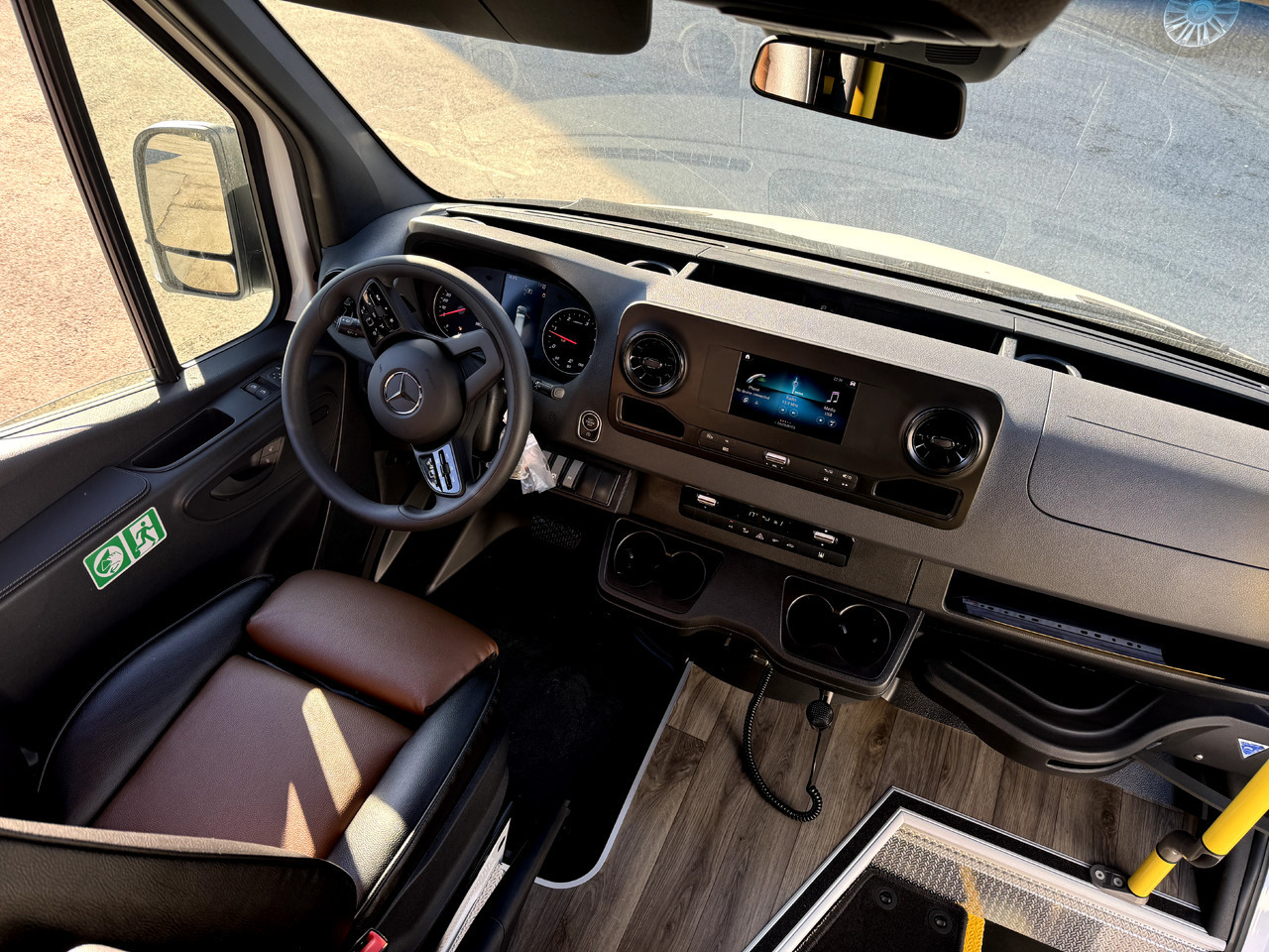Mercedes-Benz Sprinter 517 - حافلة صغيرة, ميكروباص: صورة 2 Mercedes-Benz Sprinter 517 - حافلة صغيرة, ميكروباص: صورة 2