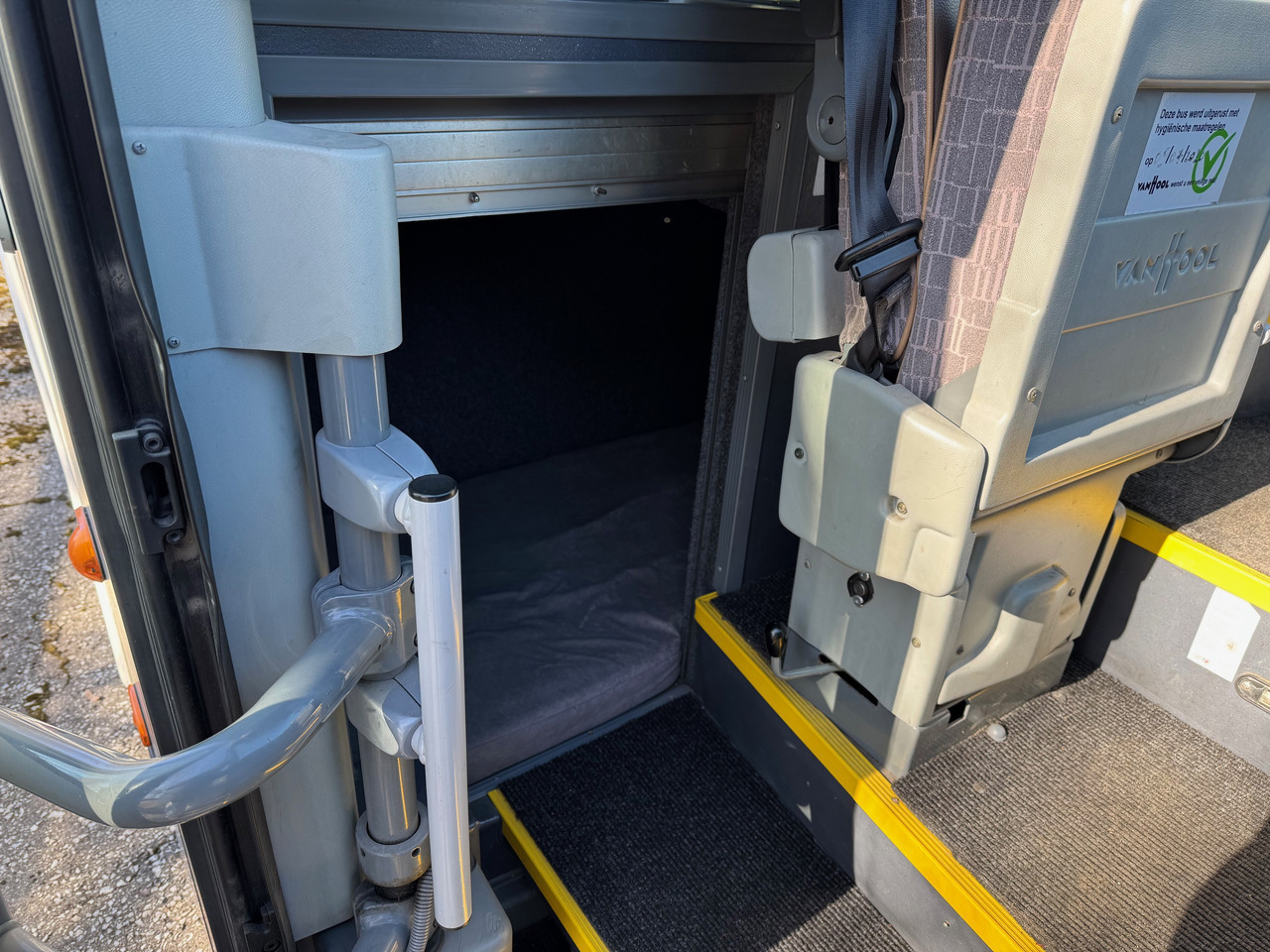 مركبة كوتش Van Hool EX17H: صورة 12
