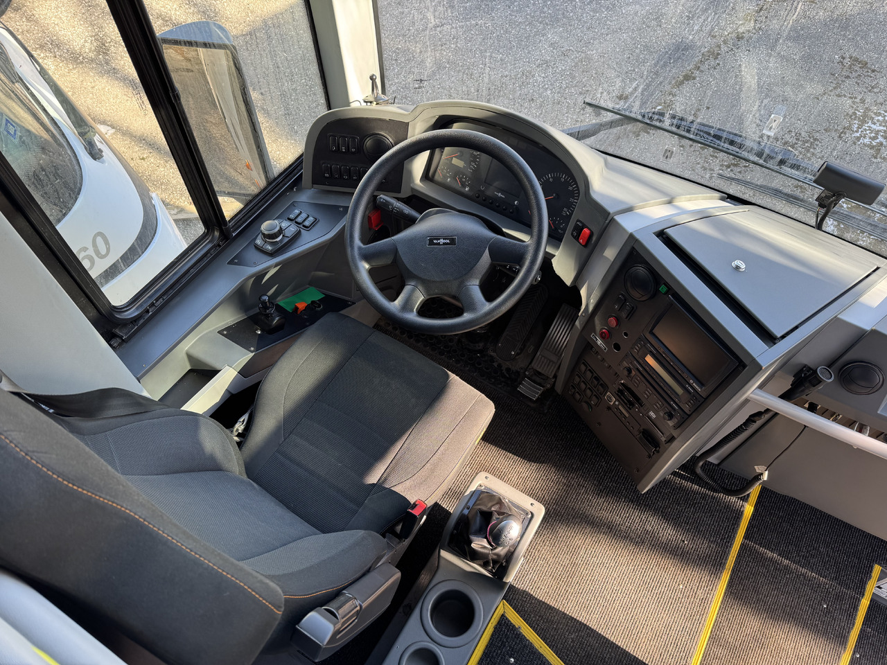 مركبة كوتش Van Hool EX17H: صورة 6