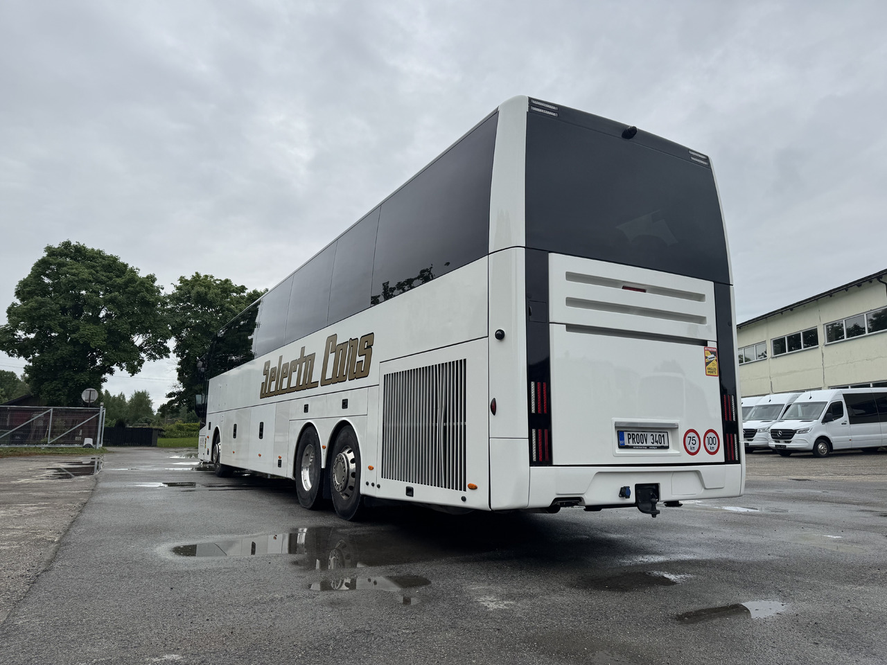 Van Hool EX17H - مركبة كوتش: صورة 3 Van Hool EX17H - مركبة كوتش: صورة 3