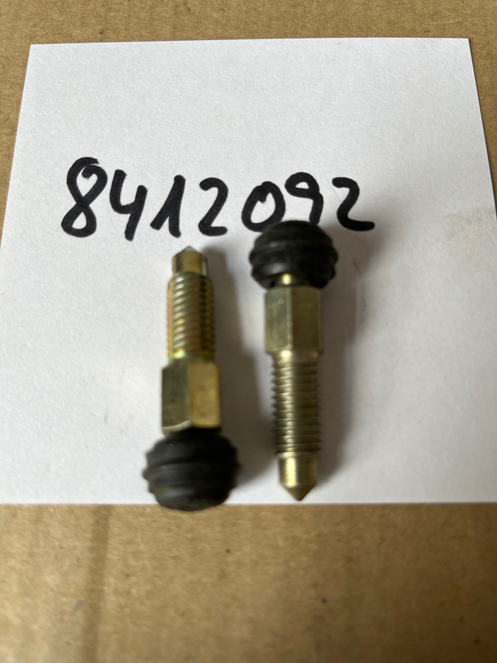 O&K CNH Valve 8412092 - قطع غيار - آلات البناء: صورة 2 O&K CNH Valve 8412092 - قطع غيار - آلات البناء: صورة 2