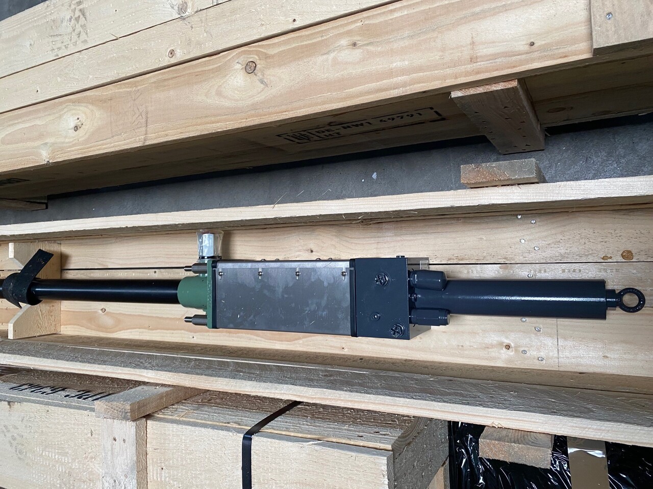 O&K Terex RH120 6030 RH340 6060 Lube pump 3867196 4613409 505-2463 (supersession of 6000277, 6004336) - قطع غيار - حفار زحاف: صورة 2 O&K Terex RH120 6030 RH340 6060 Lube pump 3867196 4613409 505-2463 (supersession of 6000277, 6004336) - قطع غيار - حفار زحاف: صورة 2