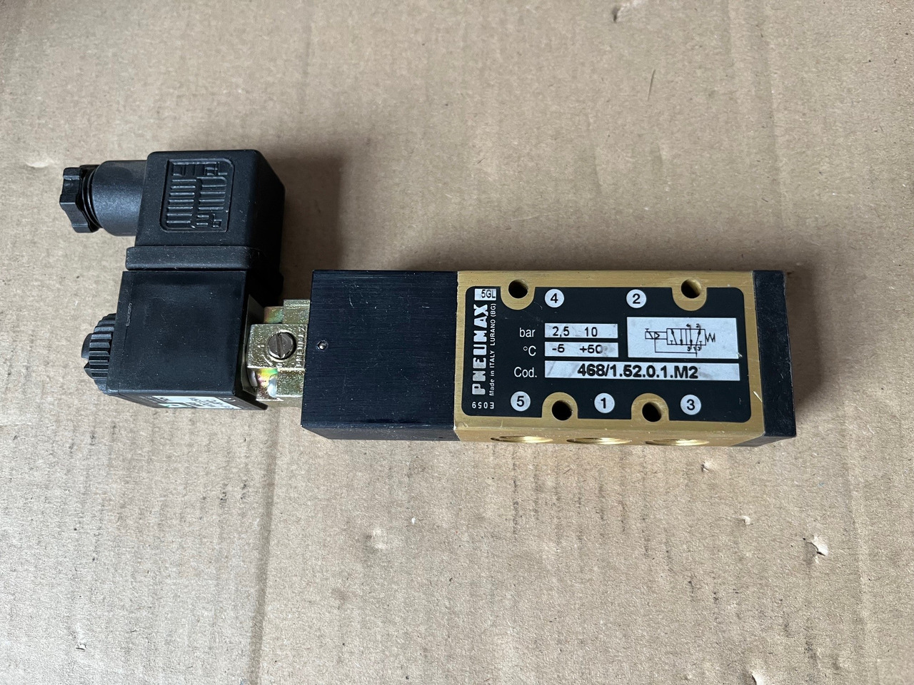 Pneumax Valve 468/1.52.01.1M2 - قطع غيار - آلات البناء: صورة 1 Pneumax Valve 468/1.52.01.1M2 - قطع غيار - آلات البناء: صورة 1