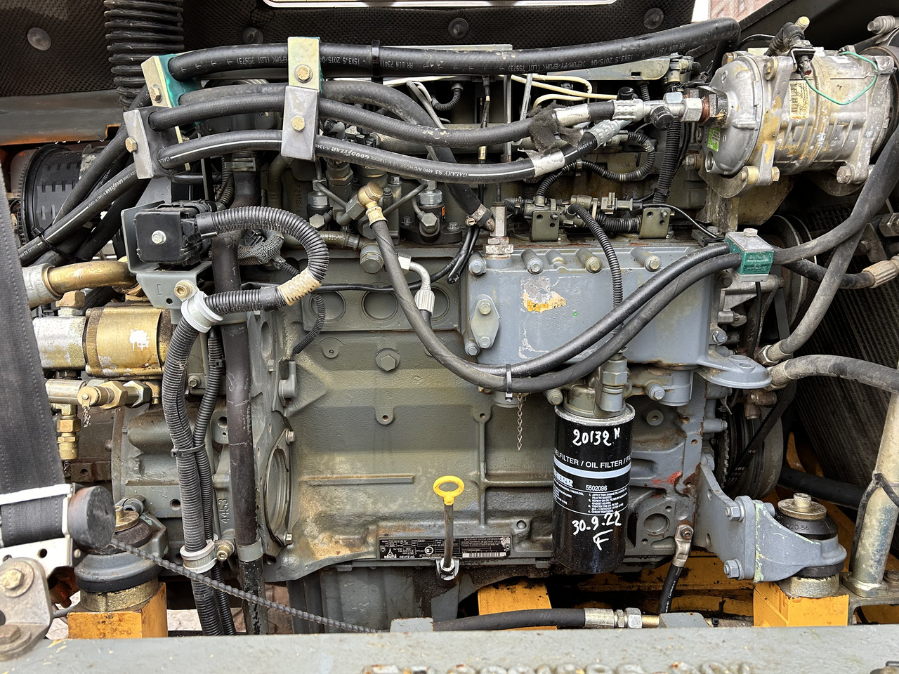 DEUTZ TCD 2013 L04 2V - محرك - حفارة: صورة 4 DEUTZ TCD 2013 L04 2V - محرك - حفارة: صورة 4