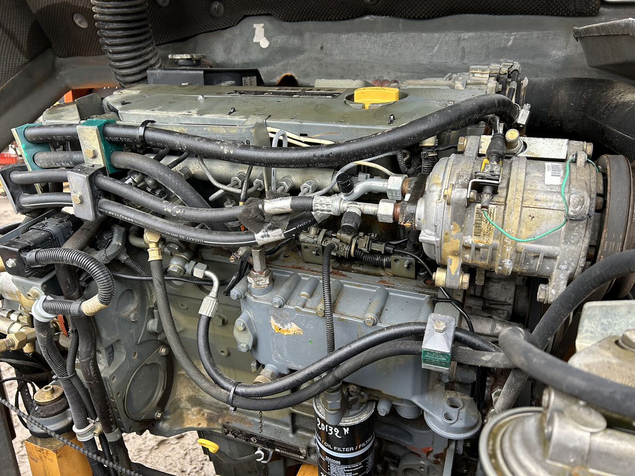 DEUTZ TCD 2013 L04 2V - محرك - حفارة: صورة 2 DEUTZ TCD 2013 L04 2V - محرك - حفارة: صورة 2
