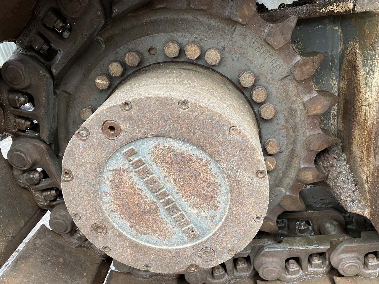 LIEBHERR R926 - محرك السفر - حفار زحاف: صورة 2 LIEBHERR R926 - محرك السفر - حفار زحاف: صورة 2