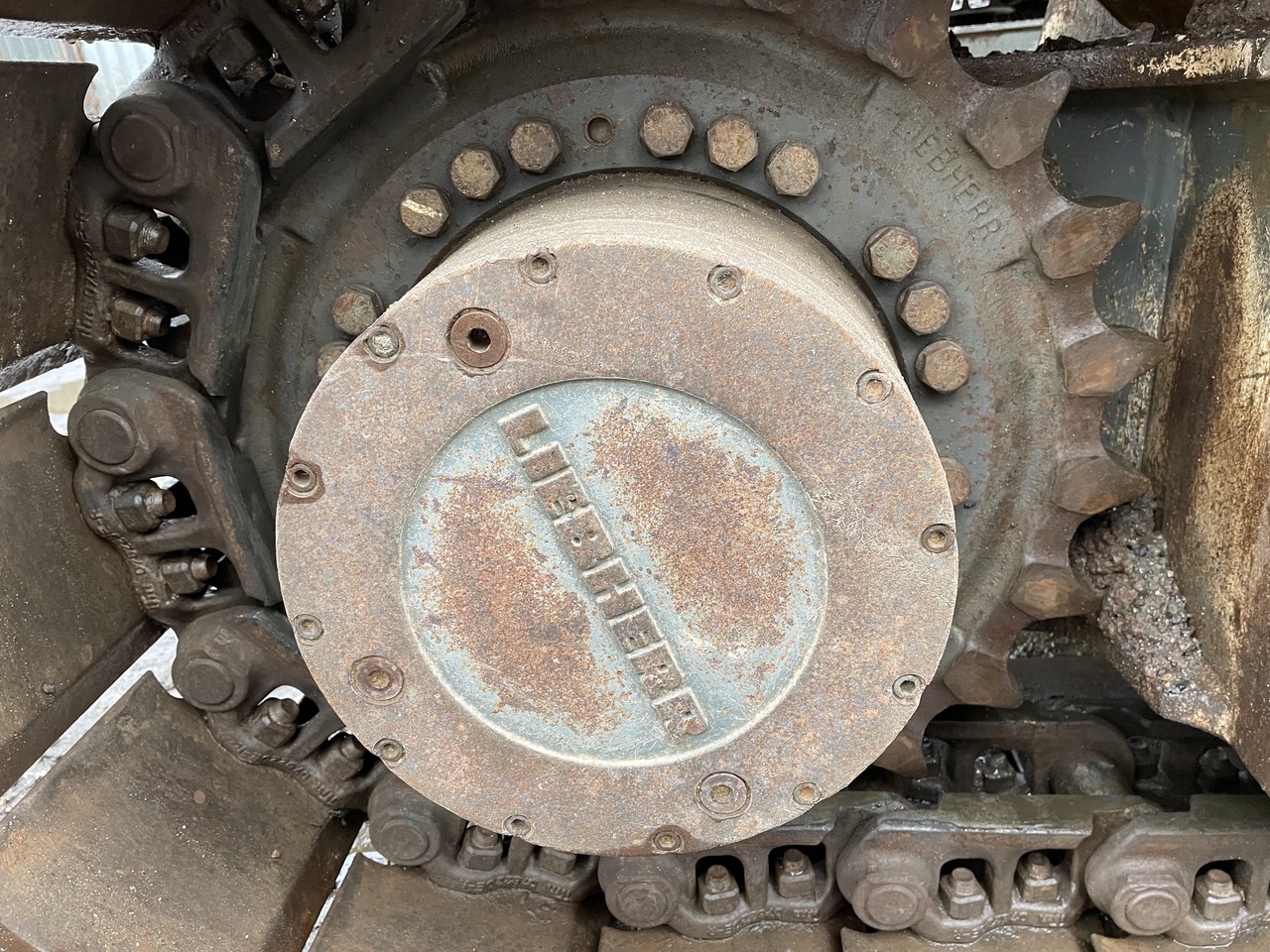 LIEBHERR R926 - محرك السفر - حفار زحاف: صورة 1 LIEBHERR R926 - محرك السفر - حفار زحاف: صورة 1