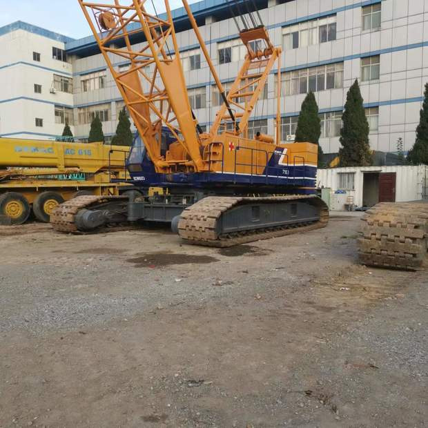 2005 KOBELCO 7150 - رافعة مجنزرة: صورة 1 2005 KOBELCO 7150 - رافعة مجنزرة: صورة 1