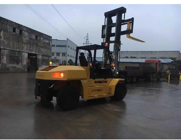 2020 Komatsu FD150 - رافعة شوكية: صورة 3 2020 Komatsu FD150 - رافعة شوكية: صورة 3