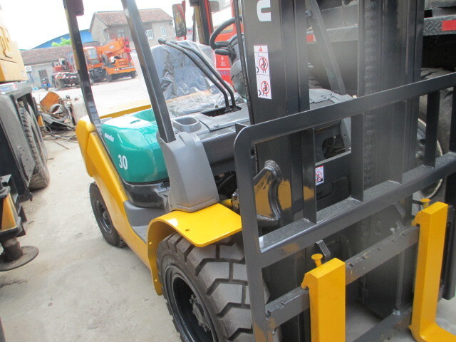 Komatsu FD30-16 - رافعة شوكية: صورة 4 Komatsu FD30-16 - رافعة شوكية: صورة 4