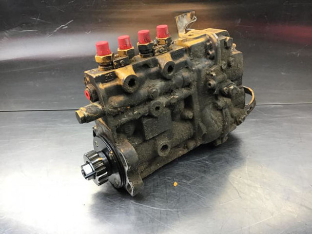 Bosch Fuel Injection Pump - مضخة وقود: صورة 2 Bosch Fuel Injection Pump - مضخة وقود: صورة 2