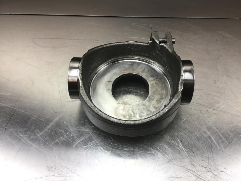 Liebherr A914C li / A934C Li / A924C Li - مفصل التوجيه: صورة 1 Liebherr A914C li / A934C Li / A924C Li - مفصل التوجيه: صورة 1