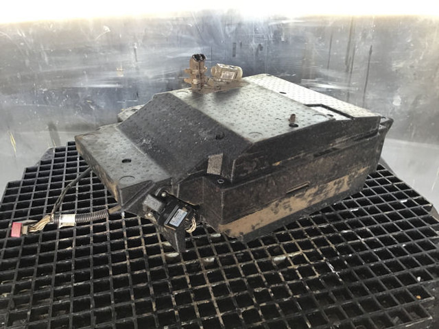 Liebherr Airco Unit - كمبروسر مكيف: صورة 1 Liebherr Airco Unit - كمبروسر مكيف: صورة 1