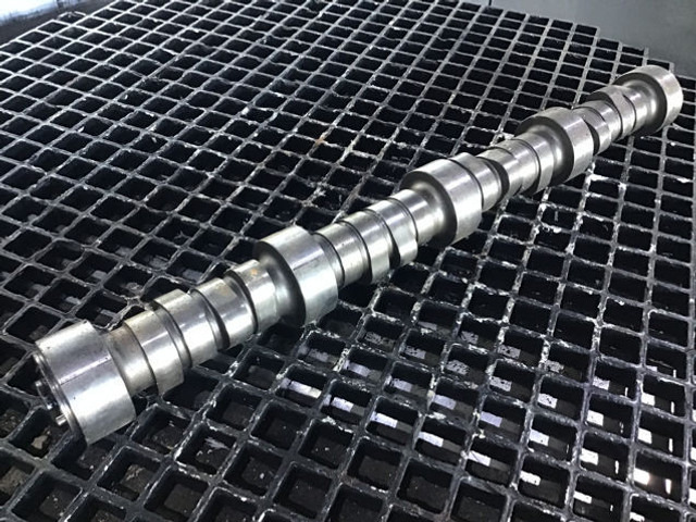 Liebherr Camshaft - عمود الكامات: صورة 2 Liebherr Camshaft - عمود الكامات: صورة 2