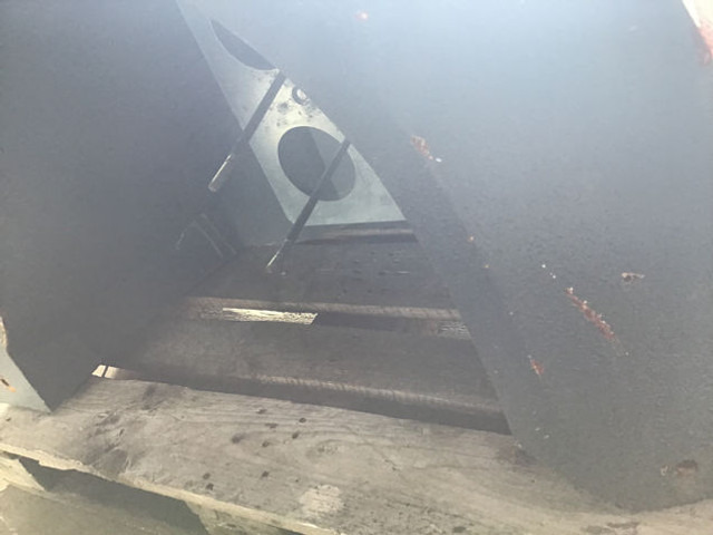 Liebherr Counterweight - الوزن المعاكس - الآلات الزراعية: صورة 3 Liebherr Counterweight - الوزن المعاكس - الآلات الزراعية: صورة 3