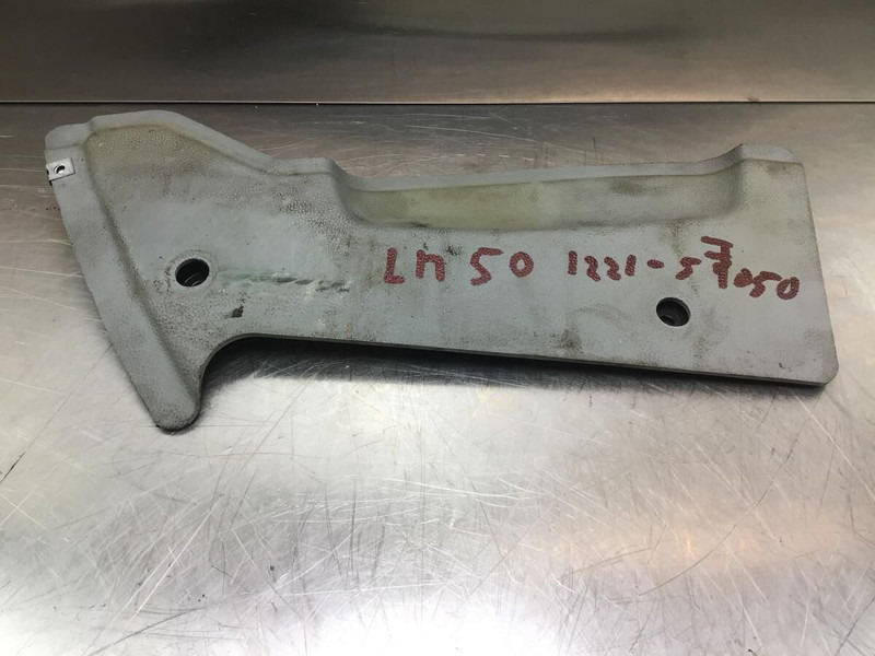 Liebherr Covering Left - أنبوب سحب الهواء: صورة 3 Liebherr Covering Left - أنبوب سحب الهواء: صورة 3