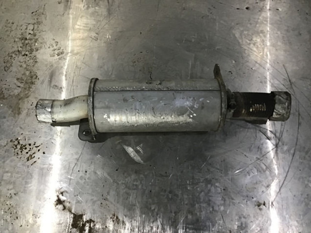 Liebherr Exhaust Silencer - كاتم الصوت: صورة 2 Liebherr Exhaust Silencer - كاتم الصوت: صورة 2