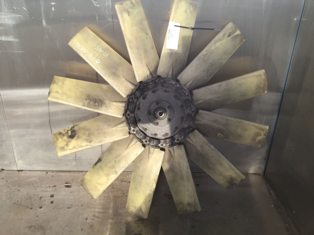 Liebherr Fan Blade - مروحة: صورة 3 Liebherr Fan Blade - مروحة: صورة 3