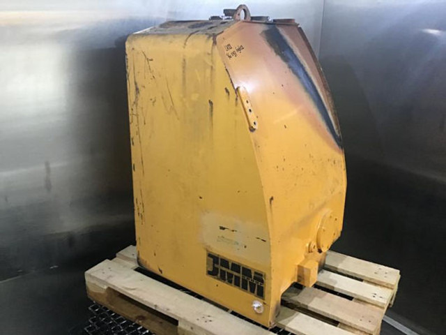 خزان الوقود Liebherr Fuel Tank: صورة 17