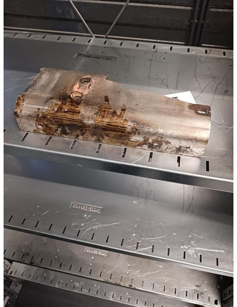 Liebherr HEAT PROTECTION SHEET - محرك: صورة 1 Liebherr HEAT PROTECTION SHEET - محرك: صورة 1