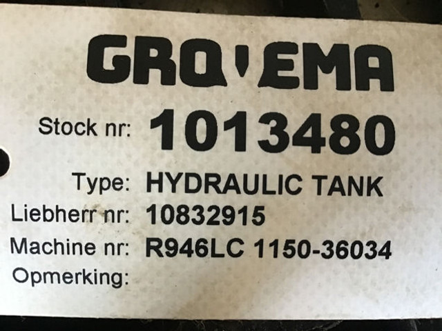 Liebherr Hydraulic Tank - خزان هيدروليكي: صورة 4 Liebherr Hydraulic Tank - خزان هيدروليكي: صورة 4