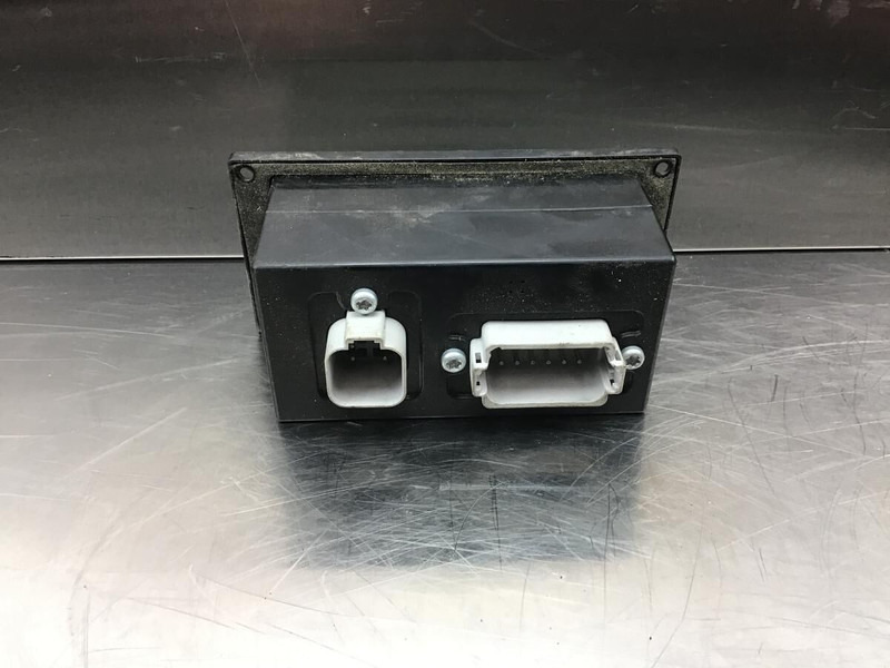 Liebherr Keyboard - لوحة القيادة: صورة 2 Liebherr Keyboard - لوحة القيادة: صورة 2