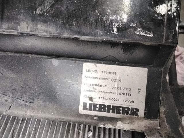 Liebherr L506 / L508 - تدفئة/ تهوية: صورة 5 Liebherr L506 / L508 - تدفئة/ تهوية: صورة 5