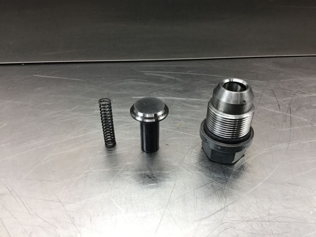 Liebherr Non Return Valve - صمام: صورة 3 Liebherr Non Return Valve - صمام: صورة 3