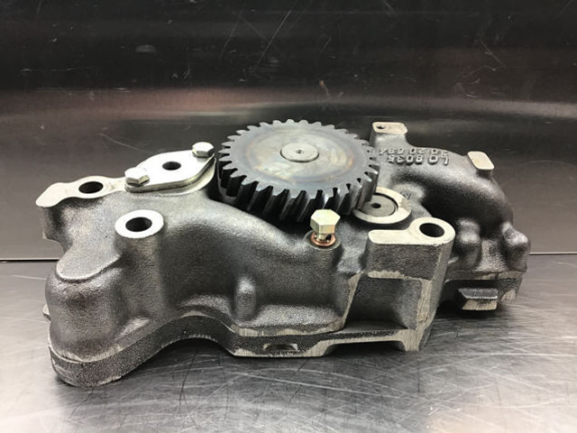Liebherr Oil Pump - مضخة الزيت: صورة 5 Liebherr Oil Pump - مضخة الزيت: صورة 5