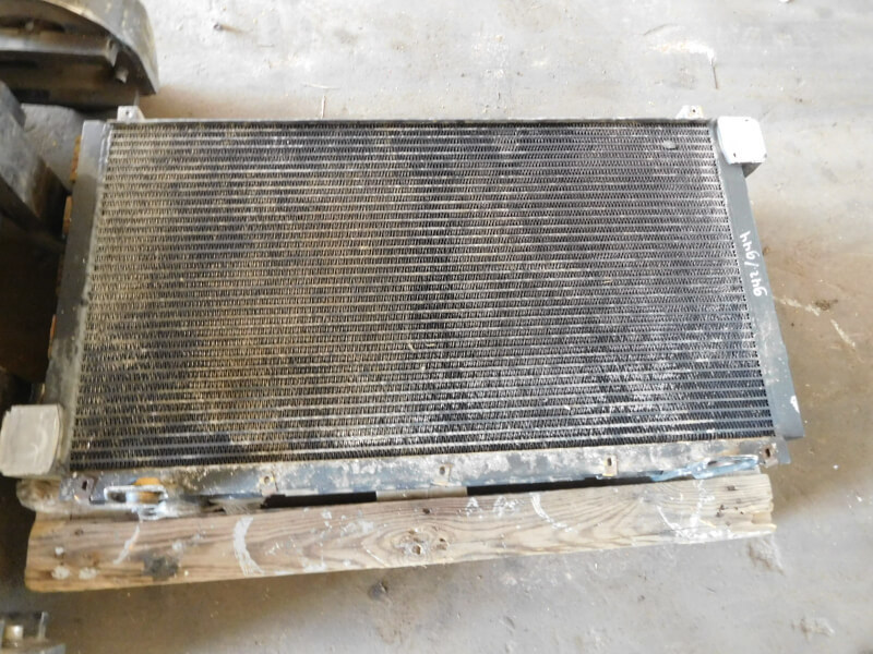 Liebherr Oilcooler - نظام التبريد - آلات البناء: صورة 1 Liebherr Oilcooler - نظام التبريد - آلات البناء: صورة 1