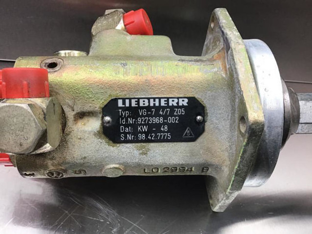 Liebherr Pilot Control Unit - عتلة تبديل السرعة: صورة 4 Liebherr Pilot Control Unit - عتلة تبديل السرعة: صورة 4