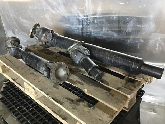 Liebherr Propellor Shaft - نصف رمح: صورة 2 Liebherr Propellor Shaft - نصف رمح: صورة 2