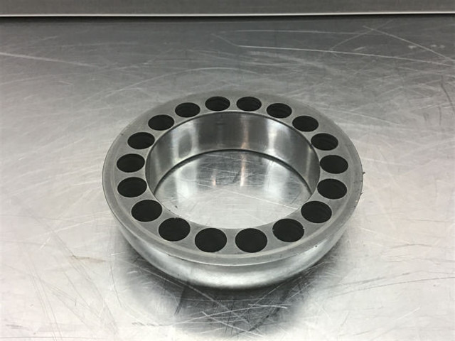 Liebherr Pull-Back Ring - المحرك و قطع الغيار: صورة 3 Liebherr Pull-Back Ring - المحرك و قطع الغيار: صورة 3