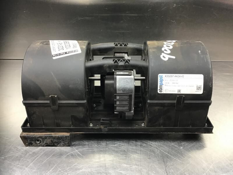 Liebherr R946 LC / R946 NLC / R956 / R976 / R926 LC / R920 / R920 LC - مروحة مكيف: صورة 1 Liebherr R946 LC / R946 NLC / R956 / R976 / R926 LC / R920 / R920 LC - مروحة مكيف: صورة 1