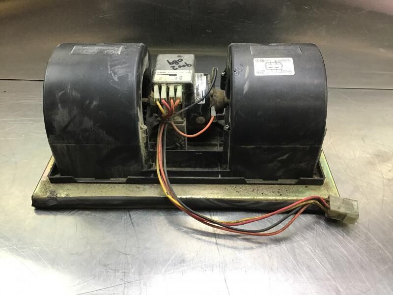 Liebherr R946 LC / R946 NLC / R956 / R976 / R926 LC / R920 / R920 LC - مروحة مكيف: صورة 3 Liebherr R946 LC / R946 NLC / R956 / R976 / R926 LC / R920 / R920 LC - مروحة مكيف: صورة 3