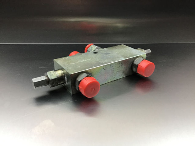 صمام Liebherr Safety Valve: صورة 7 صمام Liebherr Safety Valve: صورة 7