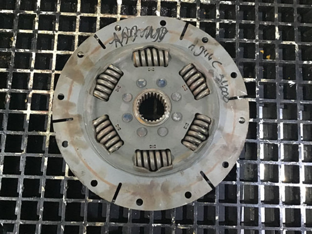 Liebherr Vibration Damper - القابض و قطع الغيار: صورة 1 Liebherr Vibration Damper - القابض و قطع الغيار: صورة 1