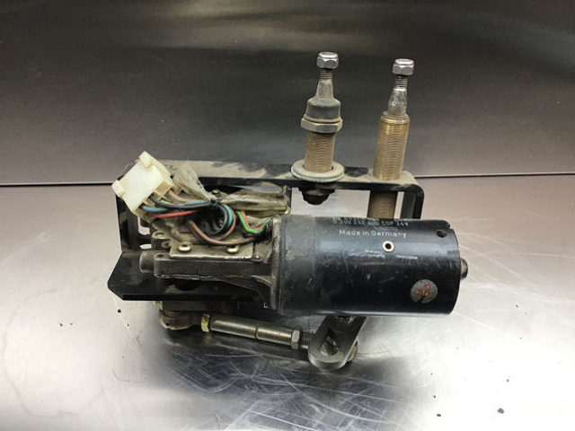 Liebherr Wiper Motor - مساحة الزجاج الأمامي: صورة 4 Liebherr Wiper Motor - مساحة الزجاج الأمامي: صورة 4