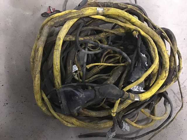 Liebherr Wire Harness - تسخير/ تجميع الكابلات: صورة 1 Liebherr Wire Harness - تسخير/ تجميع الكابلات: صورة 1