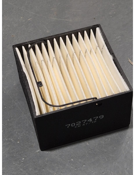 Liebherr - فلتر الهواء: صورة 1 Liebherr - فلتر الهواء: صورة 1