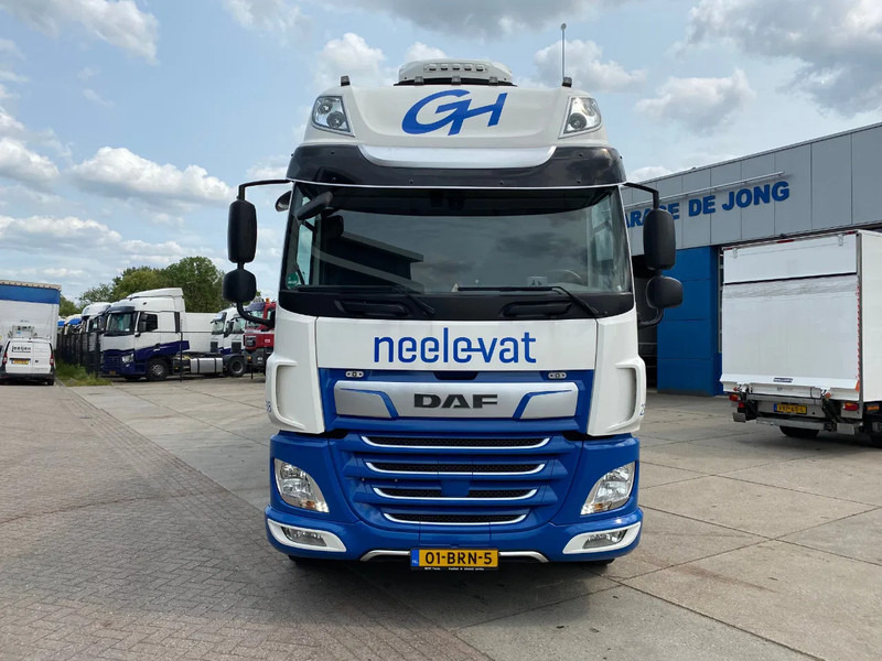 DAF CF 370 SSC / 6x2/4 / Boorden / Stand Airco - شاحنة ستارة: صورة 2 DAF CF 370 SSC / 6x2/4 / Boorden / Stand Airco - شاحنة ستارة: صورة 2