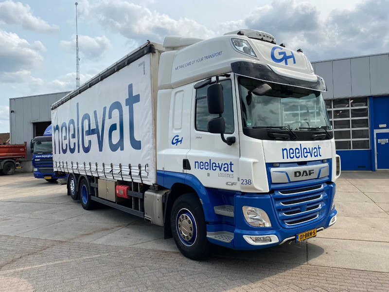 DAF CF 370 SSC / 6x2/4 / Boorden / Stand Airco - شاحنة ستارة: صورة 3 DAF CF 370 SSC / 6x2/4 / Boorden / Stand Airco - شاحنة ستارة: صورة 3