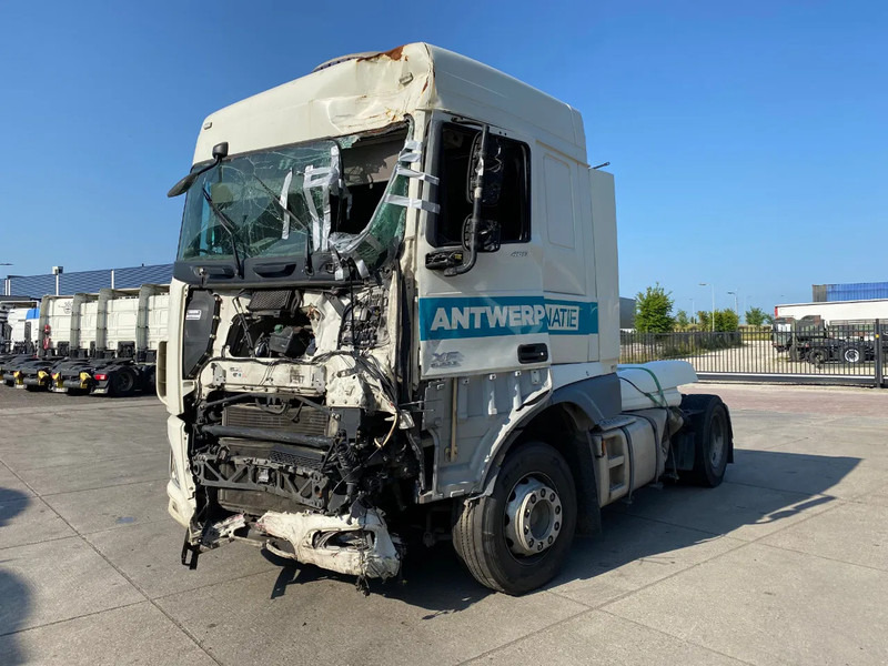 DAF XF 106.460 SC / Damaged / Stand Airco - وحدة جر: صورة 3 DAF XF 106.460 SC / Damaged / Stand Airco - وحدة جر: صورة 3